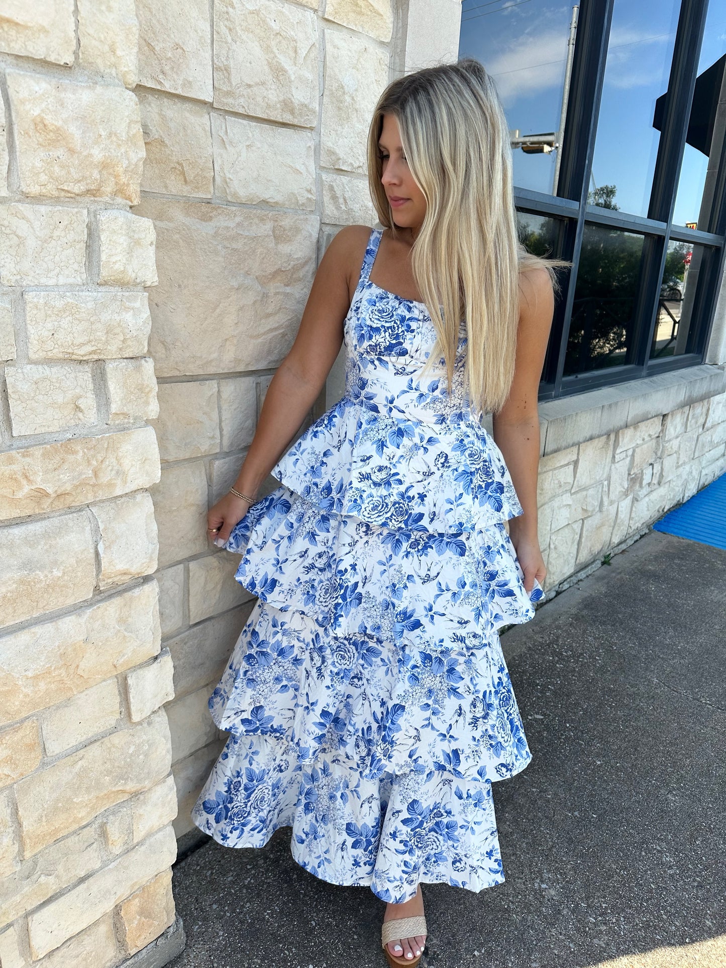 Floral print maxi dress with back bow