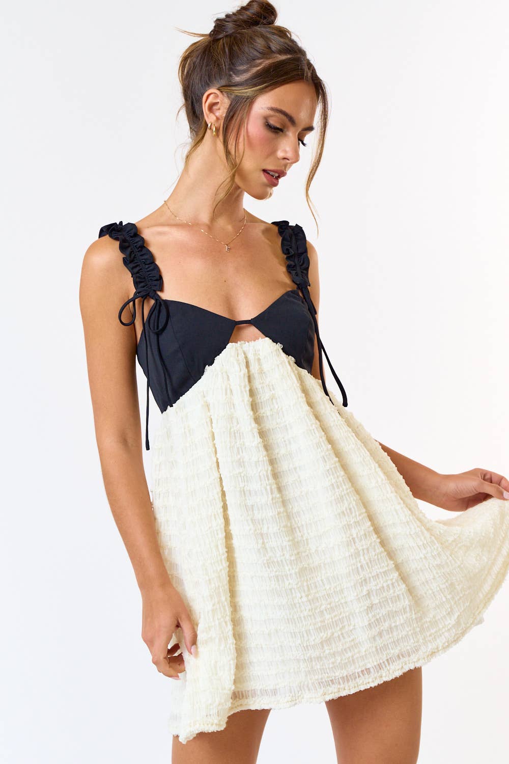 Bow strap detail chiffon ruffled babydoll dress